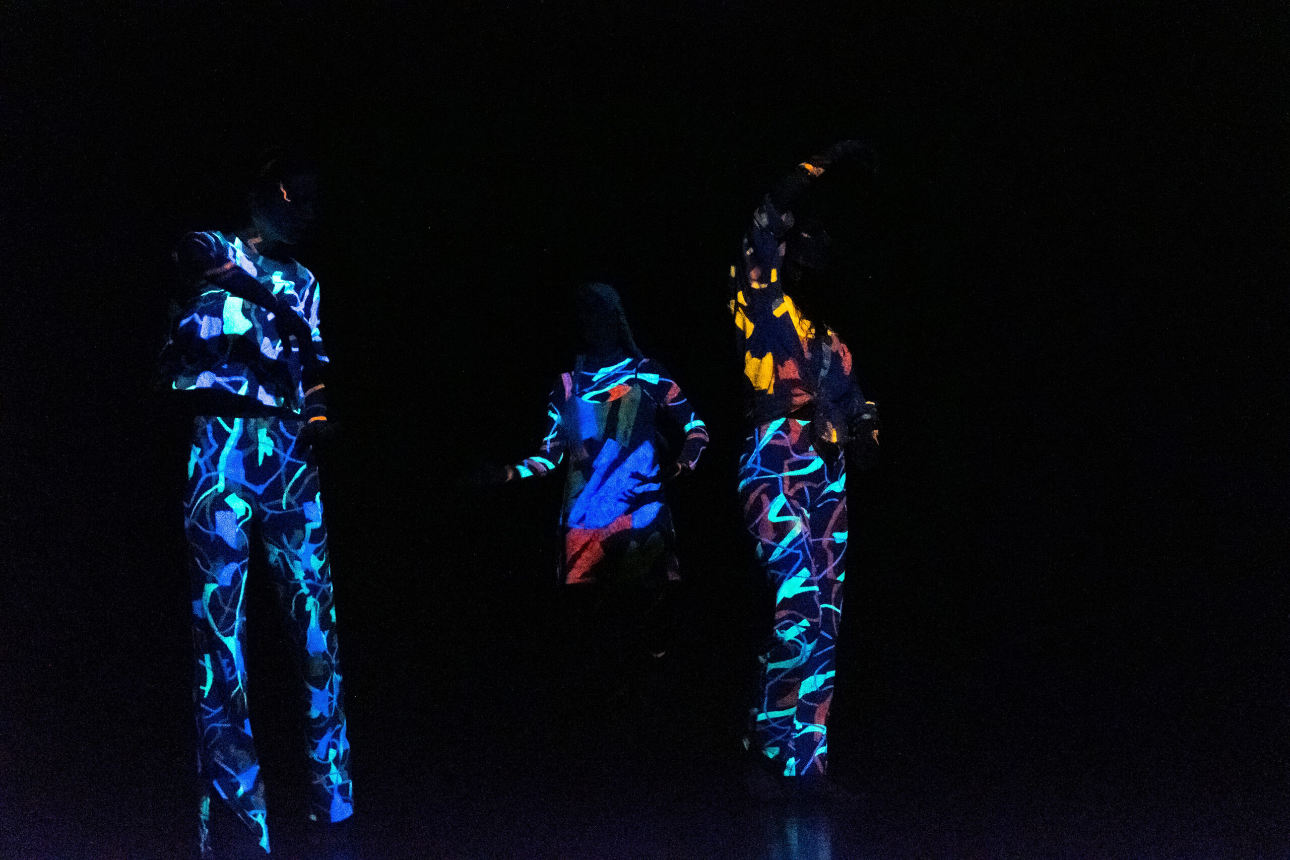 fonó-dó-contemporary-dance-performance-08